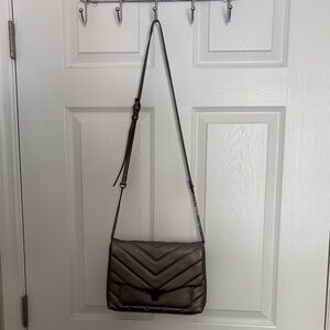 Elegant Metallic Shoulder Bag